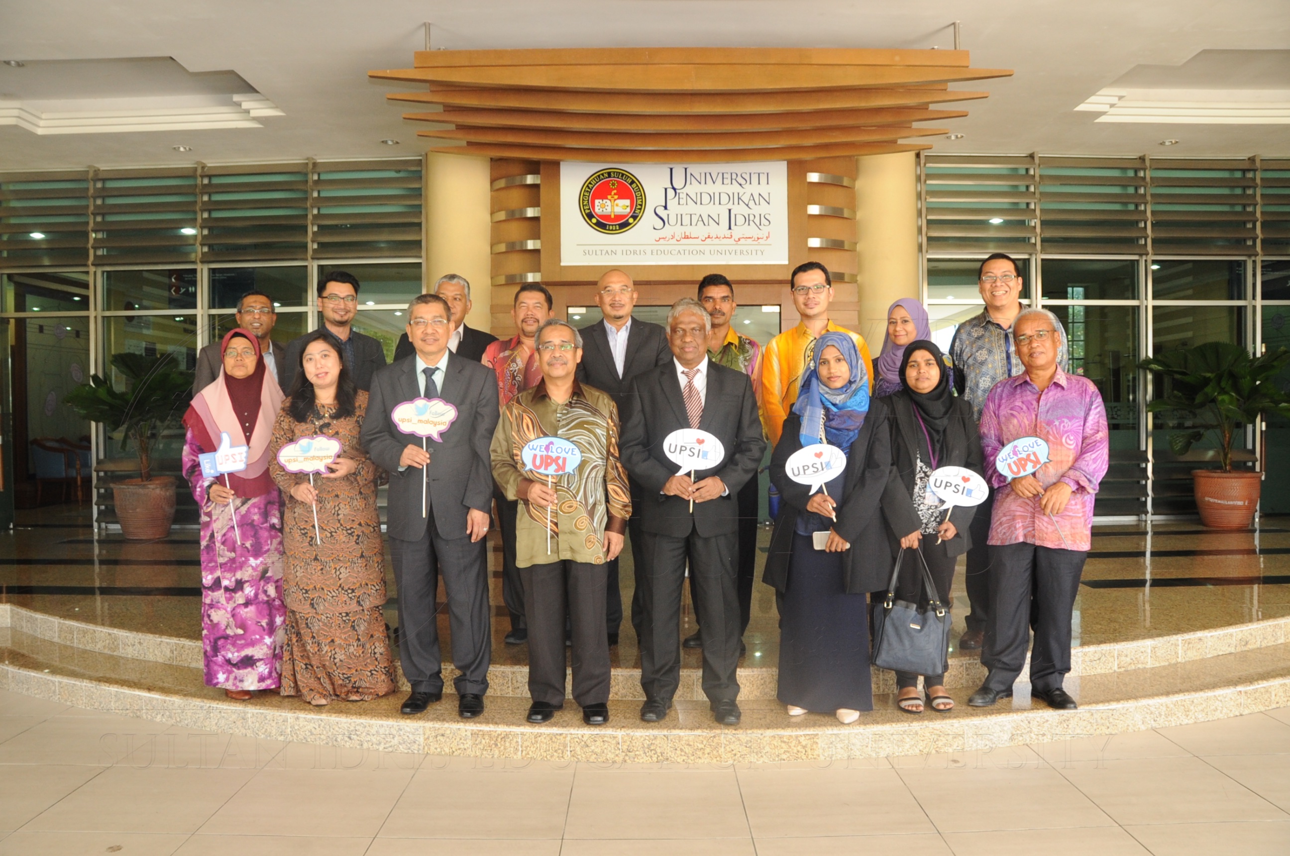 PRO16 7 Maldives HAS 8272